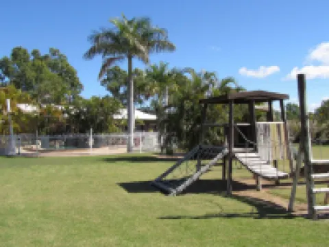 Heritage Lodge Motel Hotels in Charters Towers