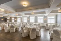 The Strathallan Rochester Hotel & Spa - a DoubleTree by Hilton فنادق في روتشستر
