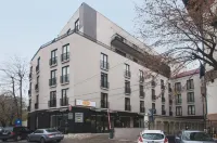 Hotel Hemingway Residence Hotels in Sector 2