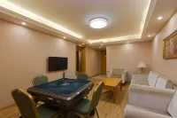 Vienna International Hotel (Qinzhou North District Government High Speed Railway Station)