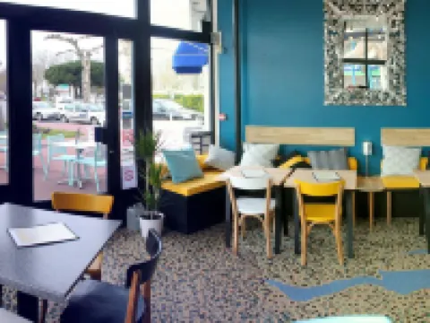 Hôtel la Croisette & Restaurant Bistrot Gantier en Centre Ville Hotels near Parc du Palais des congrès