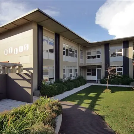 Glenelg Holiday Apartments-Ellis