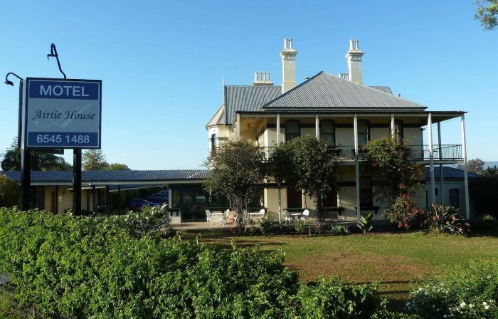 Airlie House Motor Inn