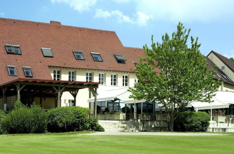 Golf Hotel Resort du Val de Sorne-Moiron Updated 2022 Room Price-Reviews &  Deals | Trip.com