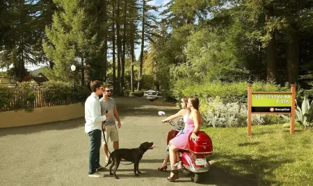 West Sonoma Inn & Spa Отели в г. Казадеро