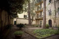 La Colonna (Historic Centre)