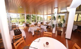 Praia da Lota Resort – Beachfront Hotel