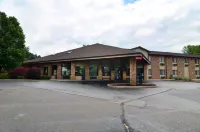 Quality Inn Hotels in Elkrun Township