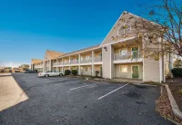 HomeTowne Studios Spartanburg - Asheville Highway فنادق في سبارتانبرغ