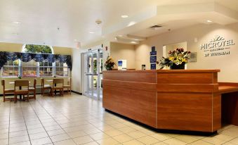 Microtel Inn & Suites by Wyndham Huntsville