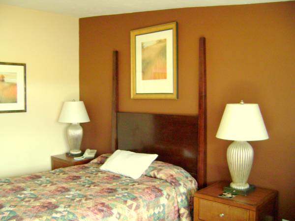 Executive Inn & Suites