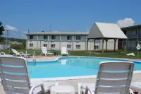Travelodge by Wyndham Watertown NY
