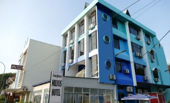 Milvus Hotel