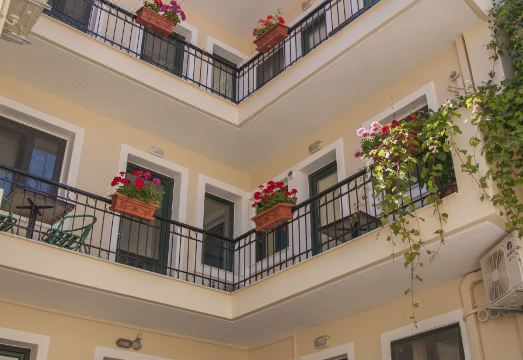 헬리오트로프 더 스튜디오 첫인상