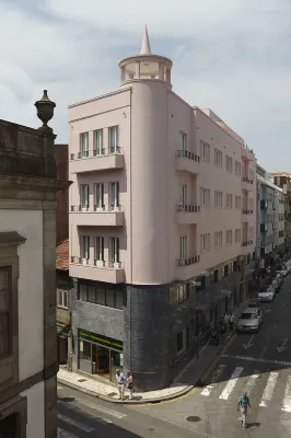 Casa Rosa Hotels in Porto