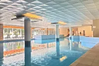 Mountain Plaza Hotel Hotels in Monstein