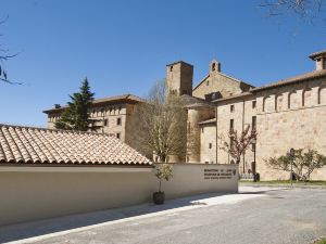 Hotel Monasterio de Leyre