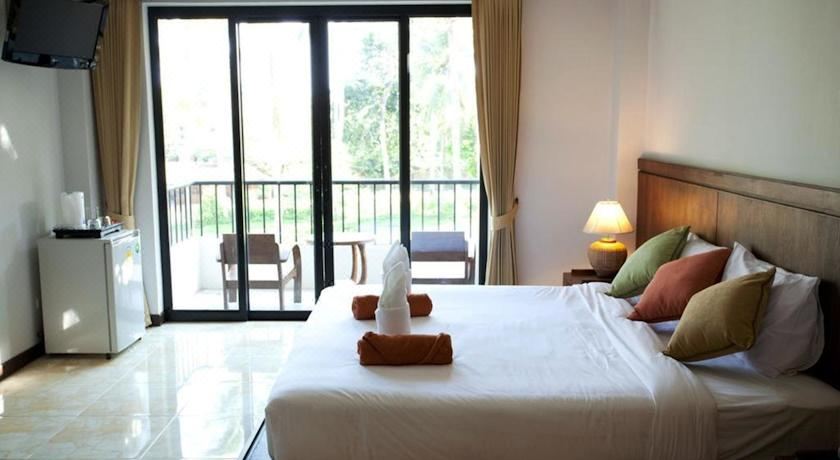 라마이 코코넛 비치 리조트의 아름다운 해변가 모습