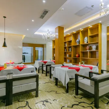 Venice International Hotel