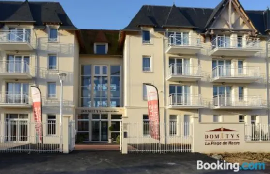 多米提斯拉普拉格德納塞爾公寓式酒店