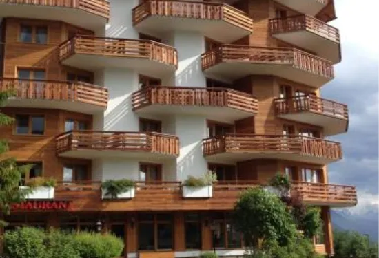 布里斯託公寓 162 號酒店