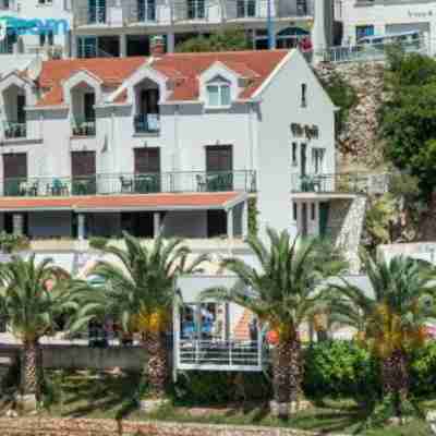 Apartments Villa Kresic Hotel Exterior