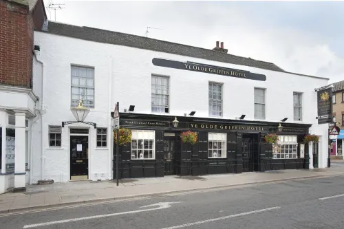 Ye Olde Griffin - parking