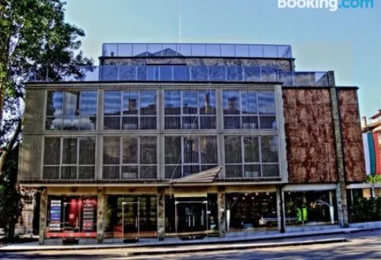 普列文城市酒店