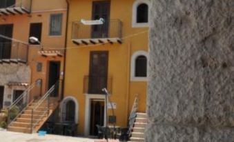 Case Albergo Al Cortiletto - Housity