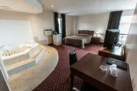 Motel Falcon Hotels in Saint-Hubert
