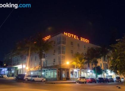 Hotel 2001