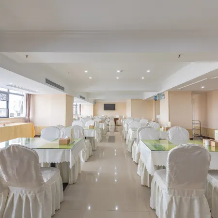 Vienna International Hotel (Beihai Hepu Hesi Shougang Branch)