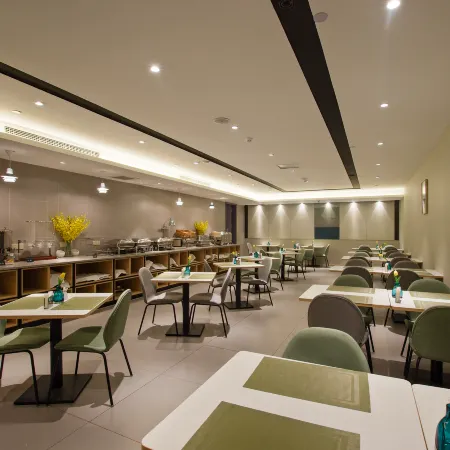 Homeinn Selected Hotel (Dengfeng Songshan Scenic Area)