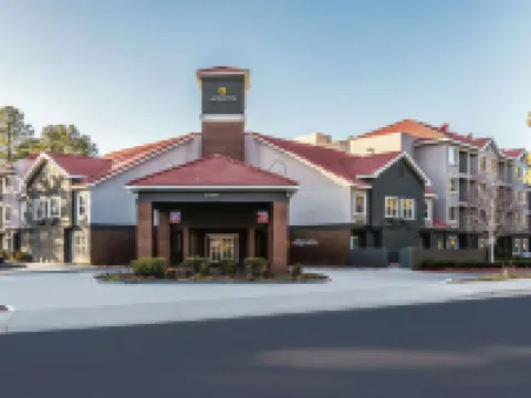 La Quinta Inn & Suites by Wyndham Flagstaff Hotels in Flagstaff