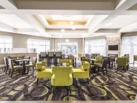 La Quinta Inn & Suites by Wyndham Alexandria Airport - breakfast