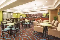 La Quinta Inn & Suites by Wyndham Boise Towne Square - breakfast