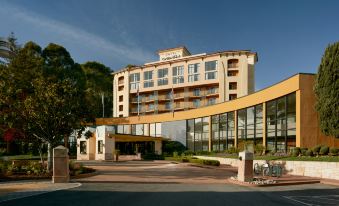 Crowne Plaza Cabana Hotel, an IHG Hotel