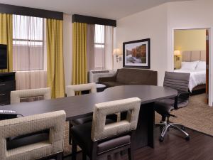 Candlewood Suites Terre Haute