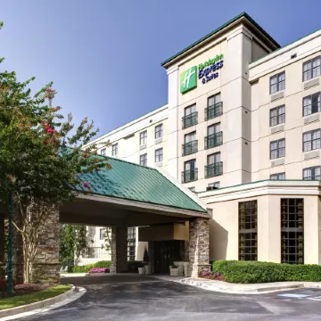 Holiday Inn Express & Suites ATLANTA BUCKHEAD by IHG Отели рядом с достопримечательностью «Станция Атлантик»