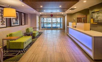 Holiday Inn Express & Suites Modesto-Salida