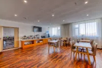 Superior Hotel (Dehui Xindongfang Plaza) Hotels in Dehui