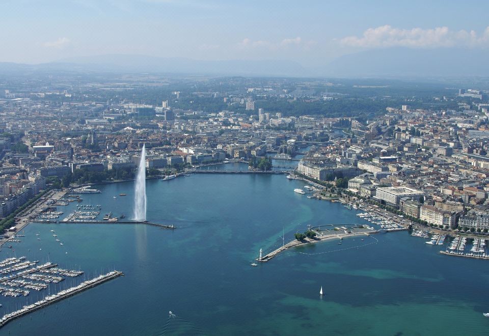 Crowne Plaza Geneva 회의실