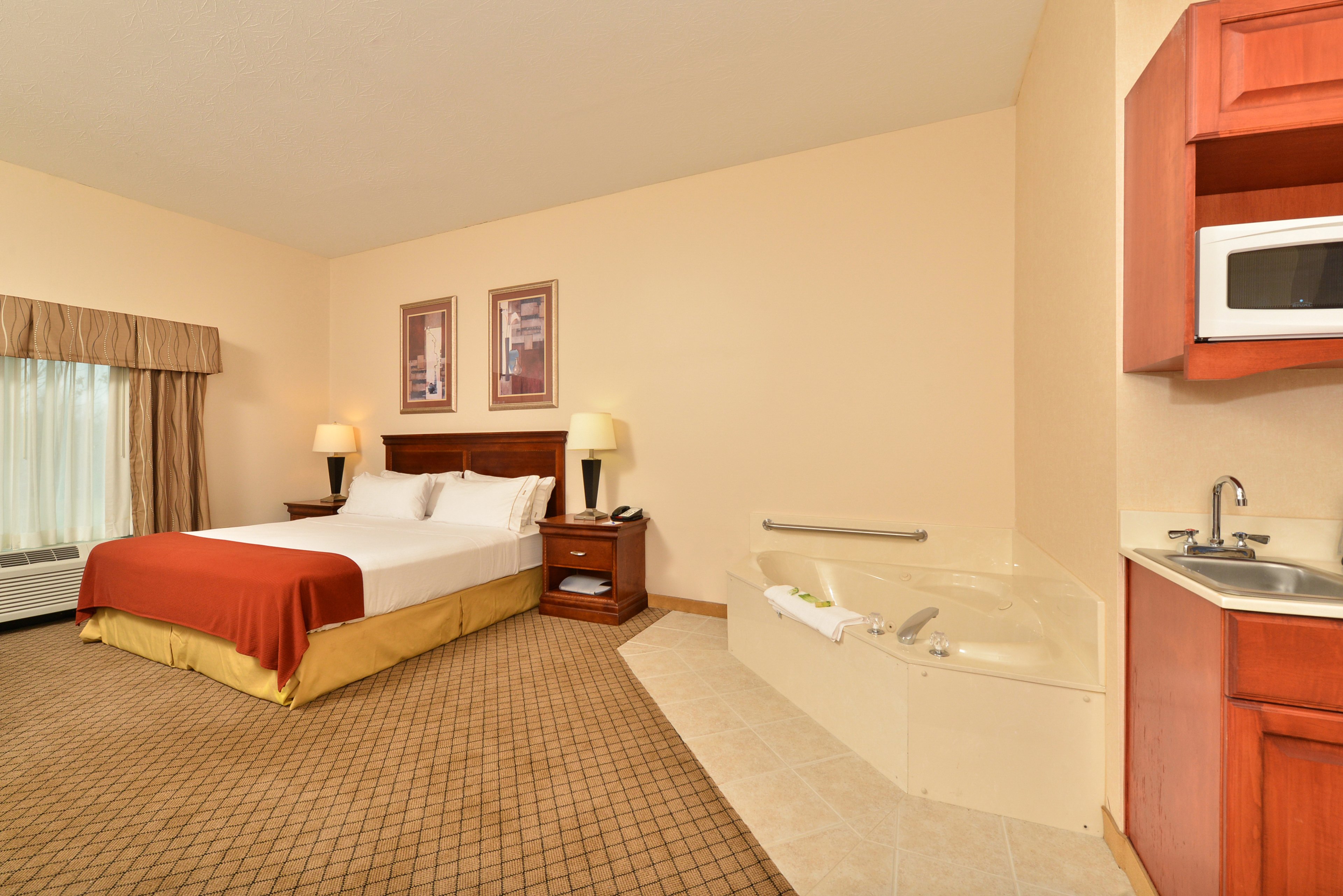 Holiday Inn Express Campbellsville, an Ihg Hotel