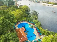 Royal Orchid Sheraton Riverside Hotel Bangkok Отели рядом с достопримечательностью «Пирс Си-Пхрая»