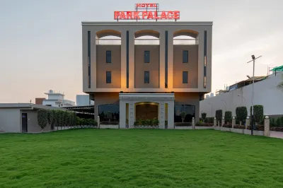 Hotel Park Palace Hotels in der Nähe von श्री चौबीस खम्बा माता मंदिर, उज्जैन