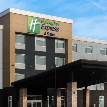 Holiday Inn Express & Suites WEST EDMONTON-MALL AREA by IHG