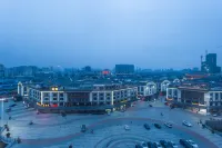 KLLN DONGFANG HOTEL Hotel dekat Puning Railway Station