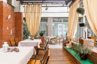 Hotel Platan