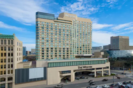 The Westin Ottawa Отели рядом с достопримечательностью «Бичвуд Фунерал, Семетери энд Кремейшен Сервисиз»