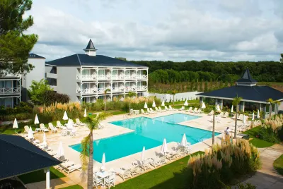 Howard Johnson by Wyndham Carilo Convention Center Hotels in Карило